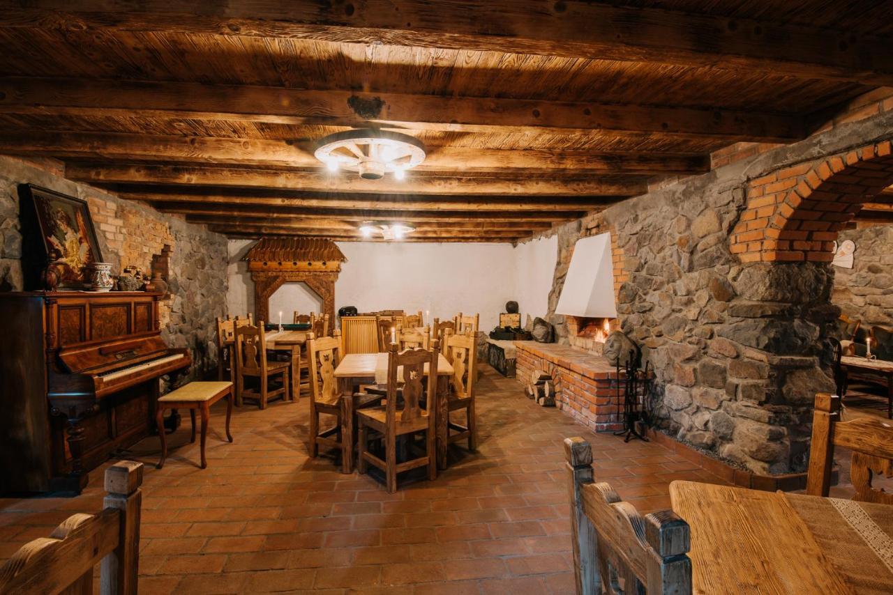 Molnos Kuria Pension Corund  Exterior foto